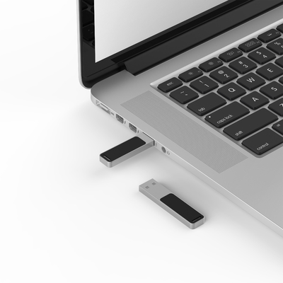 ハイパースピードデータ転送3.0 USBフラッシュドライブ 8GB - 1TBの容量で利用可能