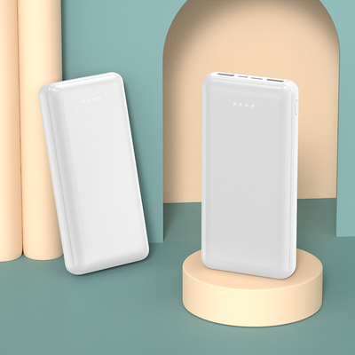 スマートフォン用のマイクロUSBとタイプC入力ポートのポータブルパワーバンク