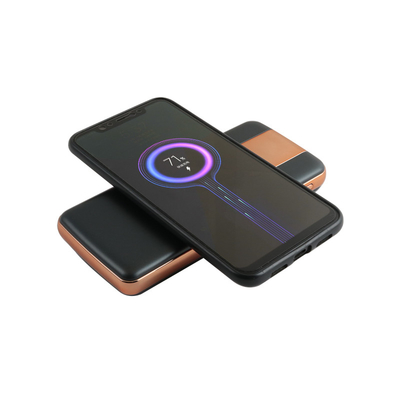スマートフォン用の5Vポータブルパワーバンク バッテリー 充電済みで試験に合格