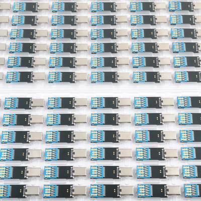 AクラスのフラッシュチップUSBフラッシュドライブUSB2.0/3.0ポートと金属ケース
