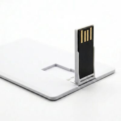 書き込み速度2.0 8-15mbs クレジットカードUSBフラッシュドライブ ロゴ付き OEMサポート 耐久性のある建設と持ち運びに便利なデザイン