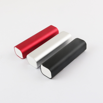 2000MAH 2600MAH ギフトカスタマイズされたロゴのための金属のポータブル電源銀行