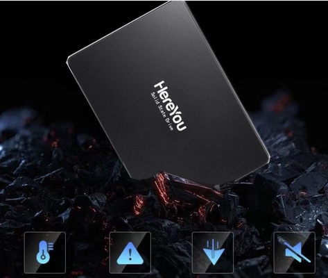 温度範囲 0-70C デスクトップ・ラップトップ用 SSD ハードドライブ 1TB 2TB 10Gbps までのデータ転送速度